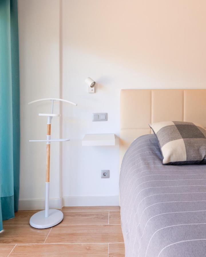 Palmeras Playa Studio: Pools, Beach, Sun & Shore Puerto de la Cruz  Exterior photo
