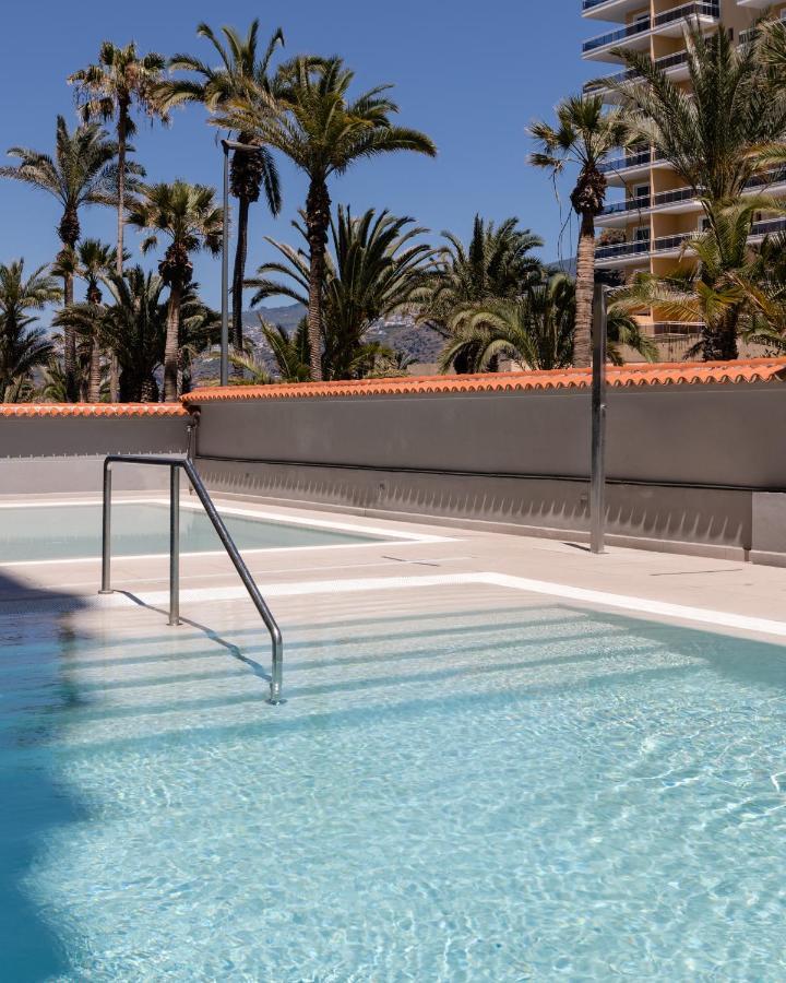 Palmeras Playa Studio: Pools, Beach, Sun & Shore Puerto de la Cruz  Exterior photo