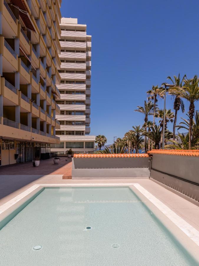 Palmeras Playa Studio: Pools, Beach, Sun & Shore Puerto de la Cruz  Exterior photo
